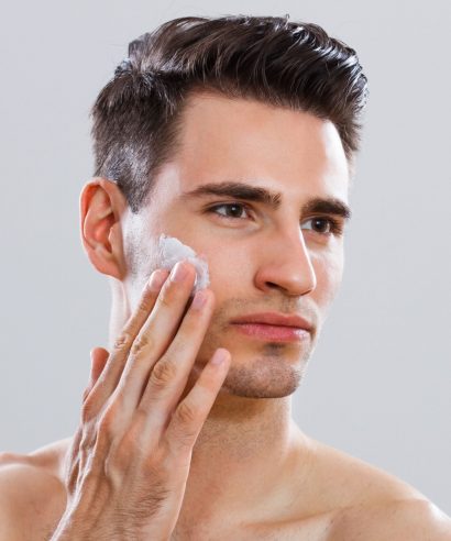 Skinimalism: de 2022 grooming trend voor mannen